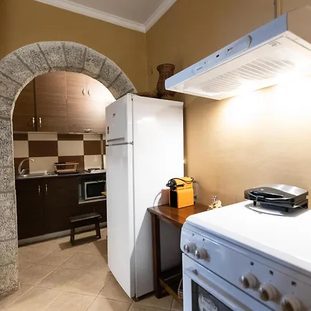 Amfitrion Apartment